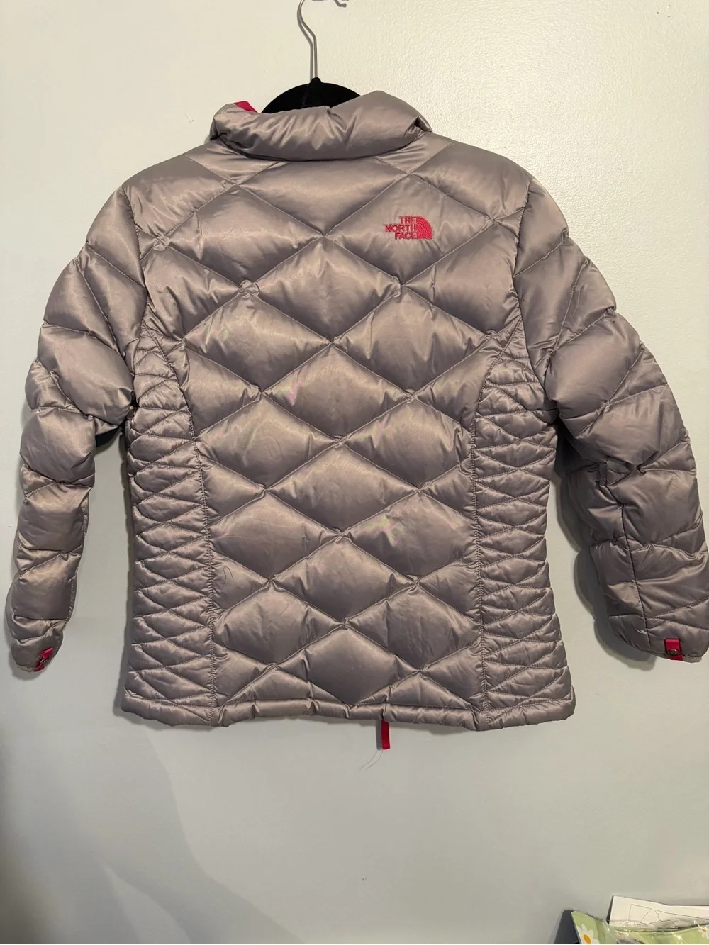 The North Face Gray Puffer Jacket with Pink Lining - Youth XL(18)